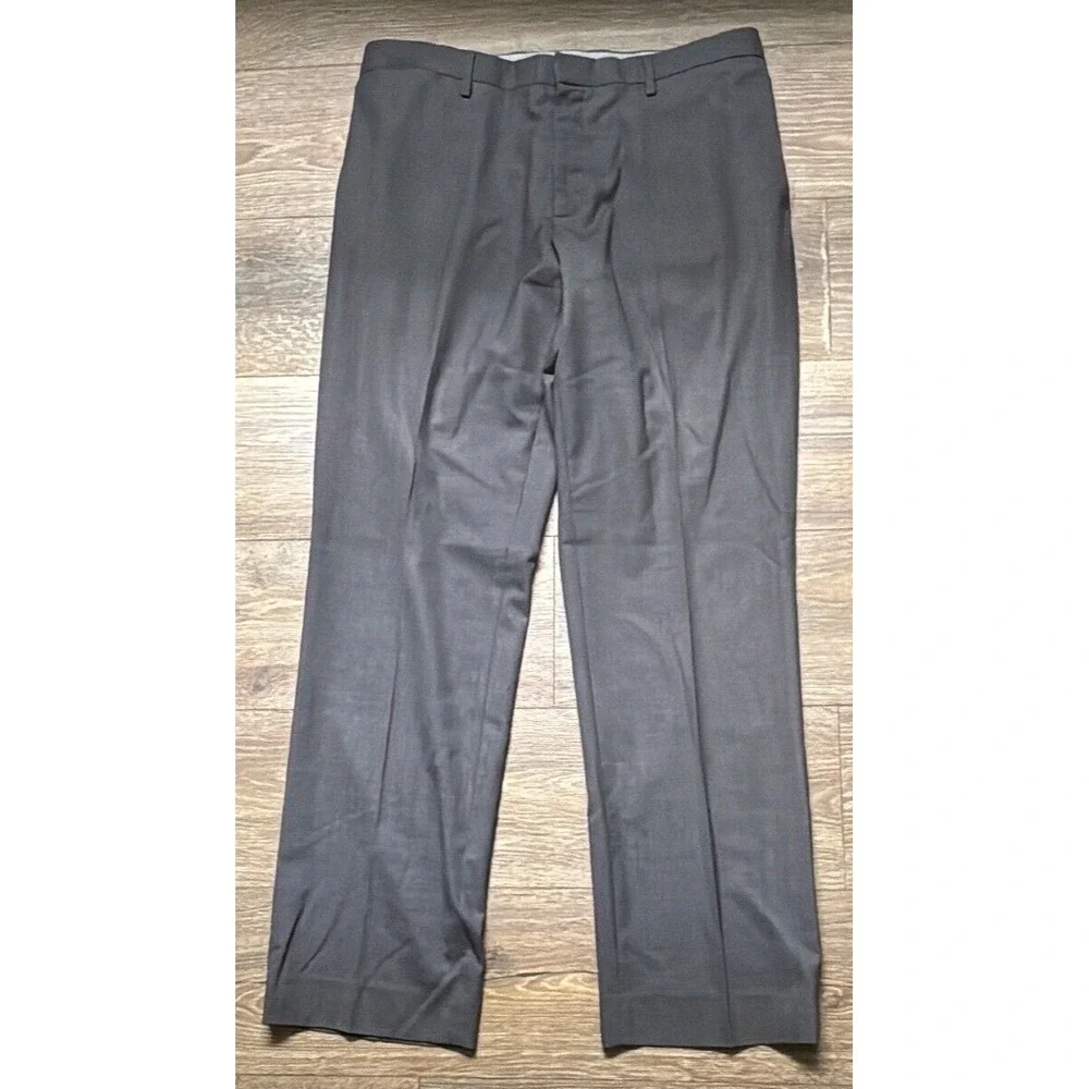 Banana Republic Classic‎ Fit Men's 100% Wool Pants Size 37x34 Tagged 34/34